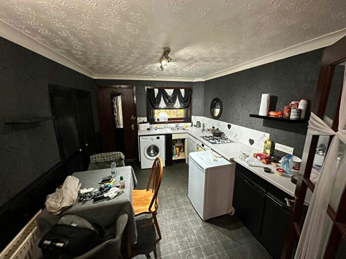 3 Bedroom End Of Terrace House For Sale In Quarry Knowe, Auchinleck, KA18
