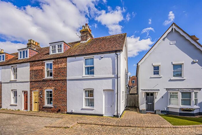 3 Bedroom End Terrace House For Sale In Stanley Road, Central Emsworth, PO10