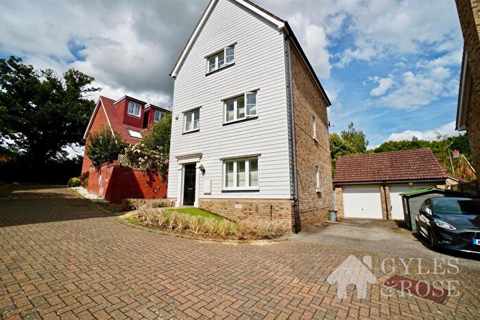 4 Bedroom Detached House For Sale In New Braiswick Park, CO4