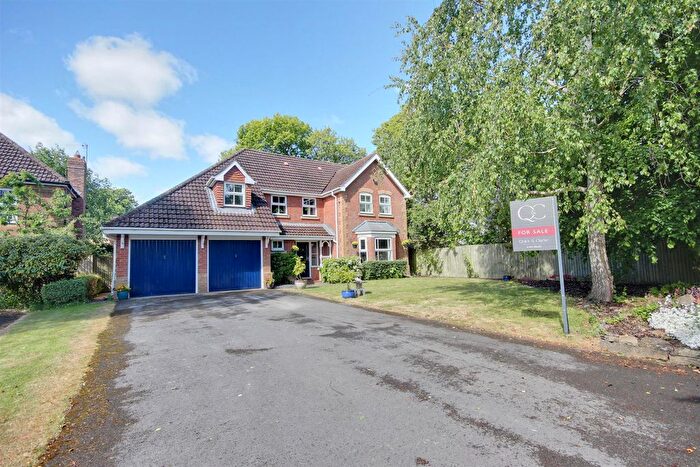 6 Bedroom Detached House For Sale In George Lane, Walkington, HU17