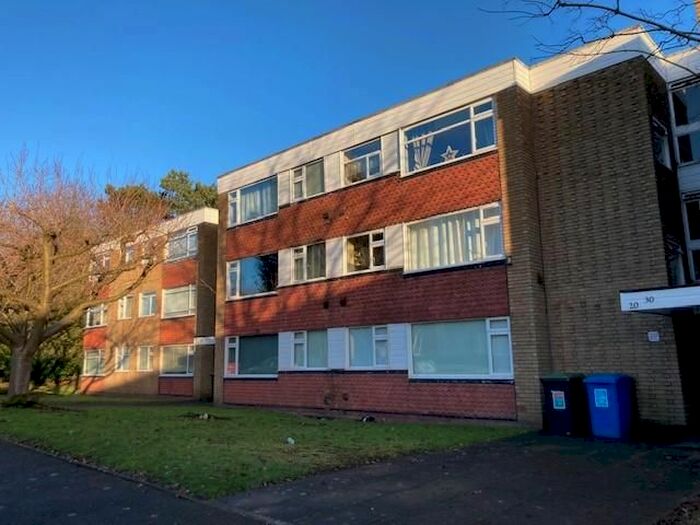 Studio To Rent In Savoy Close, Harborne, Birmingham, B32