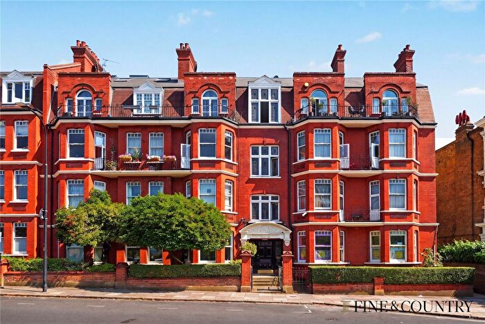 4 Bedroom Flat For Sale In Burgess Park Mansions, London, NW6
