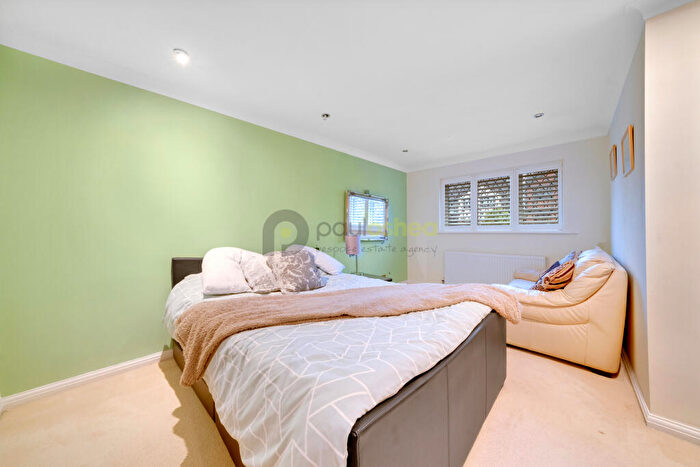 6 Bedroom Detached House For Sale In Farrers Place, Shirley Hills, CR0