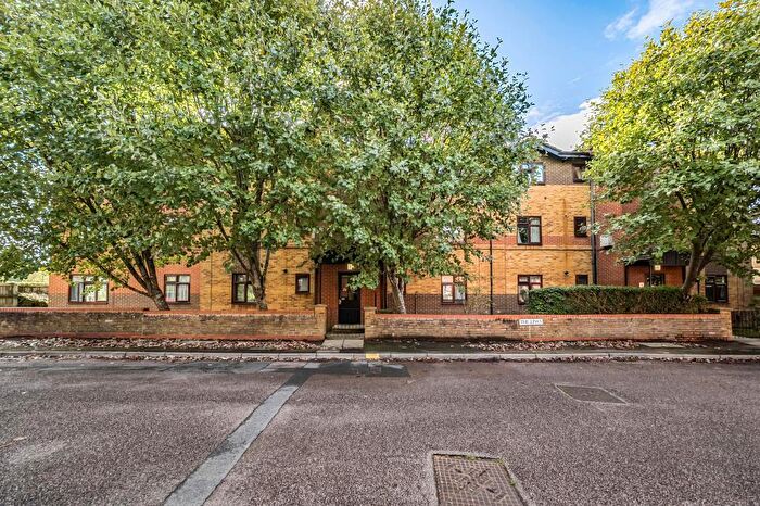 1 Bedroom Flat For Sale In East Oxford, Oxford, OX4