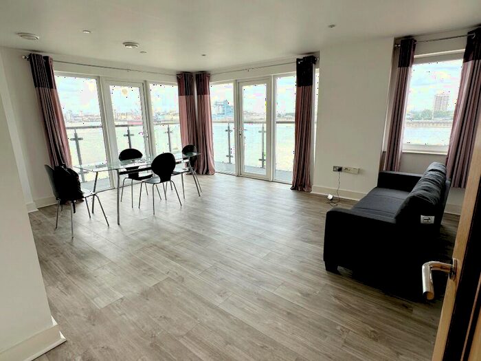 2 Bedroom Flat To Rent In Mast Quay, London, SE18