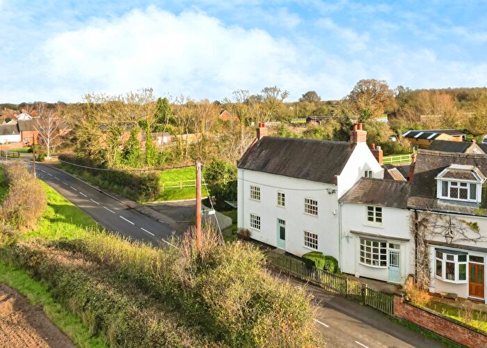 5 Bedroom Character Property For Sale In Lullington Road, Coton-In-The-Elms, Swadlincote, DE12