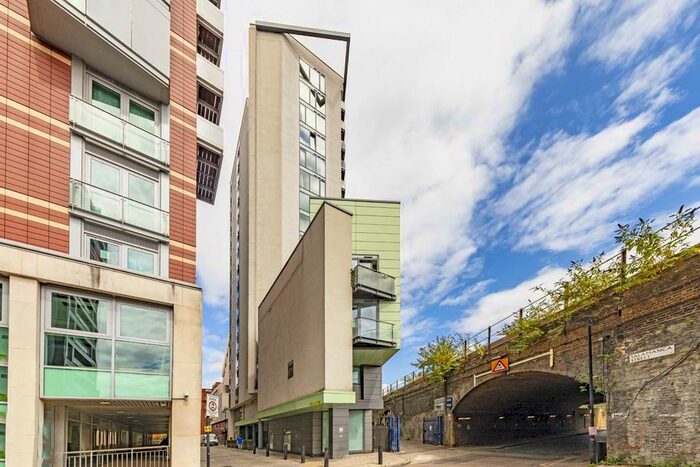 1 Bedroom Flat To Rent In Salamanca Place, London, SE1