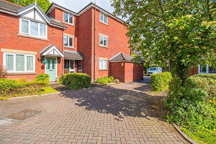 1 Bedroom Flat For Sale In Beamont Drive, Ashton-On-Ribble, Preston, PR1
