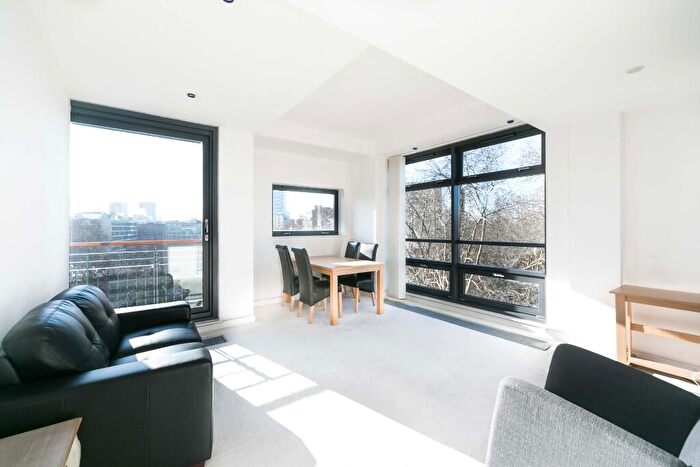 1 Bedroom Apartment To Rent In City Road, London, EC1Y