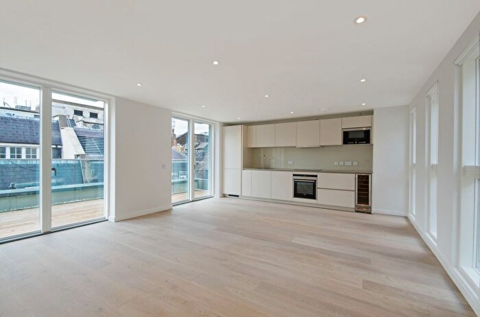 2 Bedroom Flat To Rent In Fouberts Place, Soho, W1F