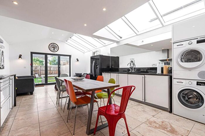 6 Bedroom Terraced House To Rent In Chilswell Road, Oxford, OX1