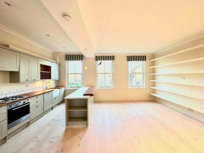 5 Bedroom Flat To Rent In Philbeach Gardens, Earls Court, London, SW5