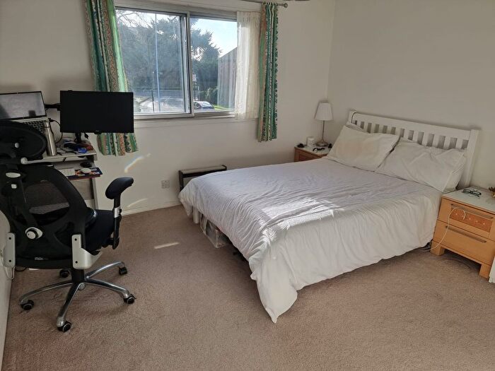 2 Bedroom Flat To Rent In Cranston Close, Hounslow, TW3