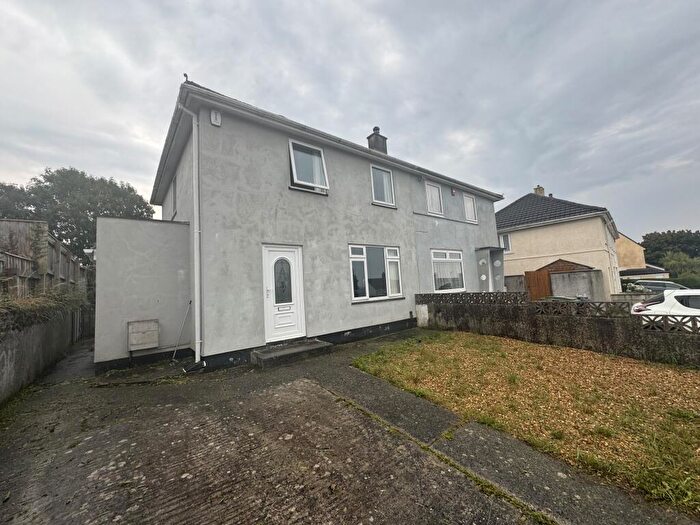 3 Bedroom House To Rent In Aylesbury Crescent, Whitleigh, PL5