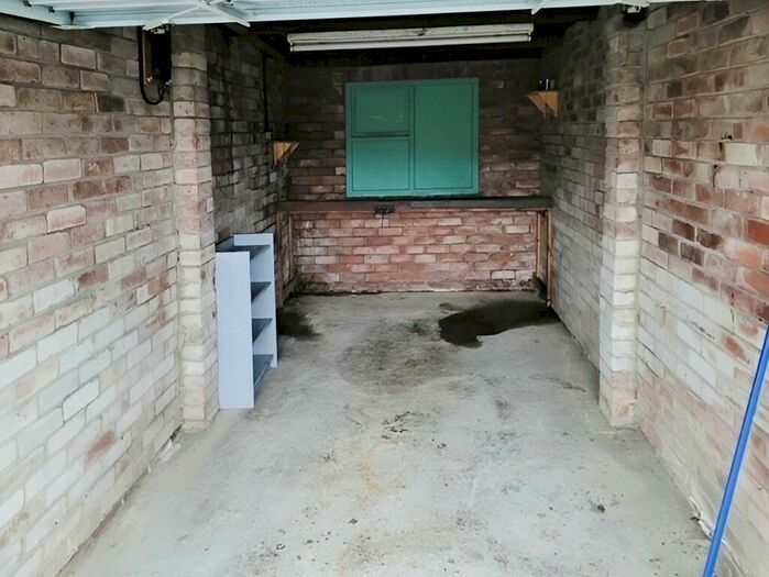 Garage / Parking To Rent In Monkdale Avenue (Lock Up/Garage), NE24