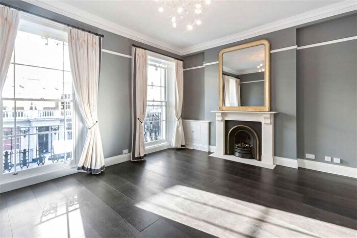 3 Bedroom Flat To Rent In Alderney Street, London, SW1V