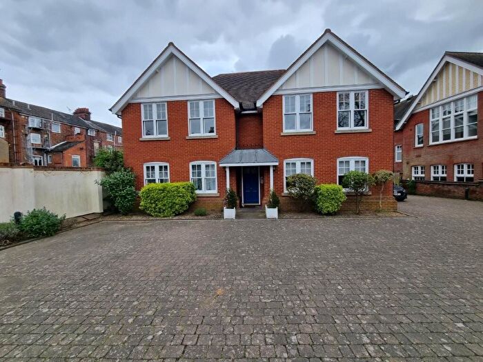 2 Bedroom Flat To Rent In Bolton Lane, Ipswich, IP4