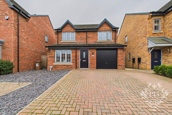 3 Bedroom Detached House For Sale In Farmstead Street, Middlesbrough, TS5