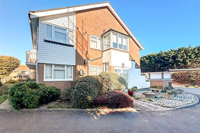 2 Bedroom Flat For Sale In Cudlow Garden, Rustington, Littlehampton, West Sussex, BN16