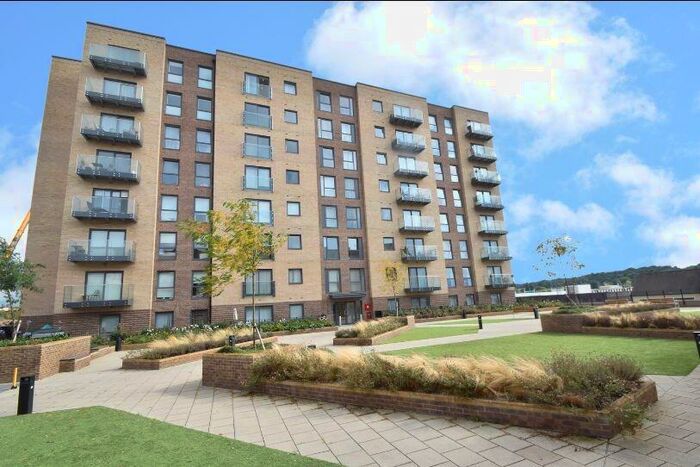 2 Bedroom Apartment To Rent In Ellesmere Court, Stirling Drive, Luton, Bedfordshire, LU2