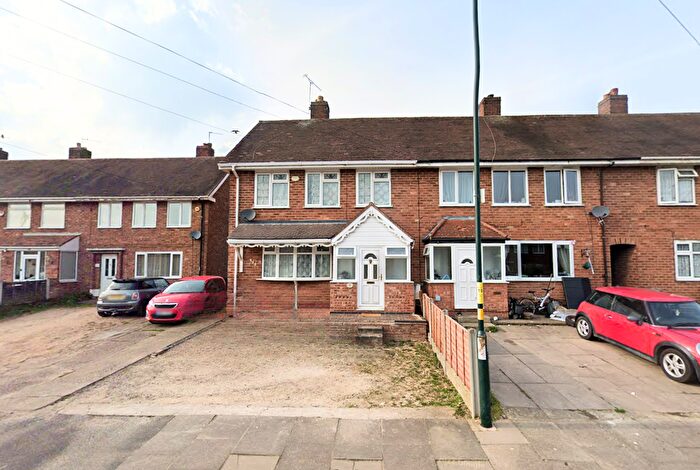 Semi Detached House For Sale In Outmore Road, Birmingham, B33