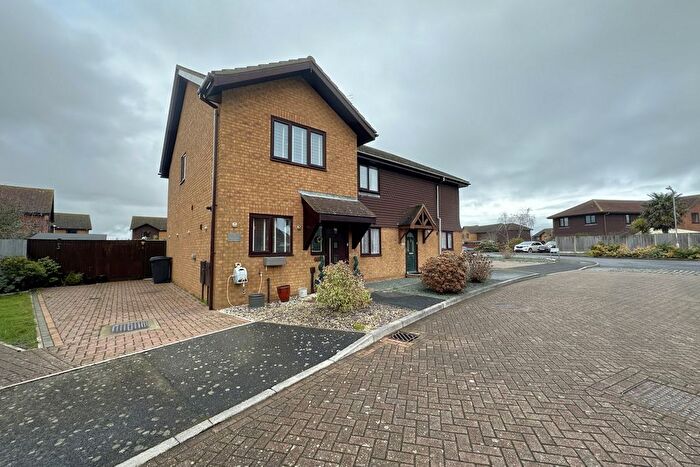 2 Bedroom Semi-detached House For Sale In Pavilion Close, Deal, CT14