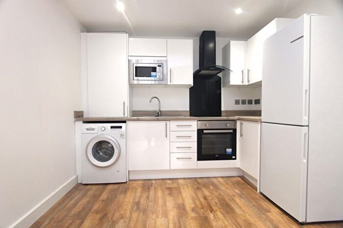 1 Bedroom Flat To Rent In - Rock Street, Wellingborough, NN8