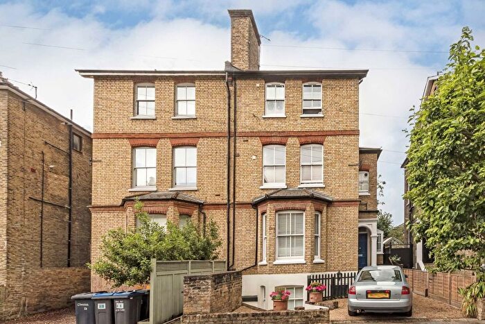 1 Bedroom Flat To Rent In Homefield Road, Wimbledon Village, SW19
