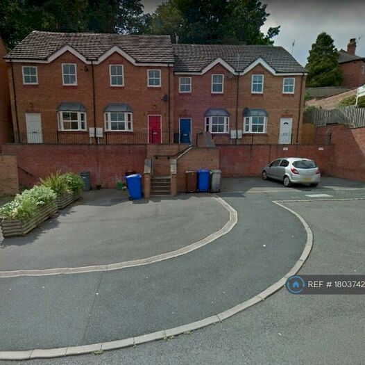 3 Bedroom Terraced House To Rent In St. Andrews Square, Stoke-On-Trent, ST4