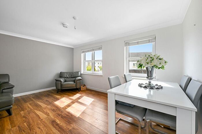 2 Bedroom Flat For Sale In D, Thorny Crook Gardens, Dalkeith, EH22