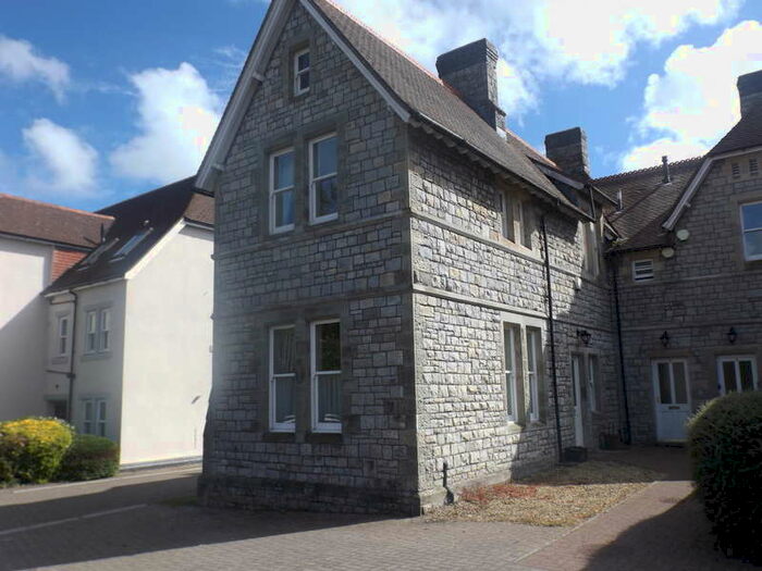 2 Bedroom Maisonette Flat To Rent In Lewis House, Merthyr Mawr Road, Bridgend County Borough, CF32