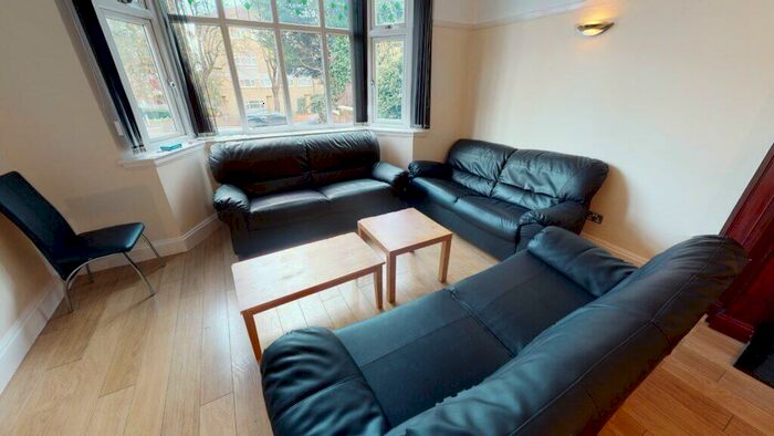 7 Bedroom House To Rent In Bristol Road, Edgbaston, B5