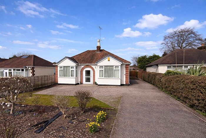 4 Bedroom Bungalow For Sale In Congleton Road, Macclesfield, SK11