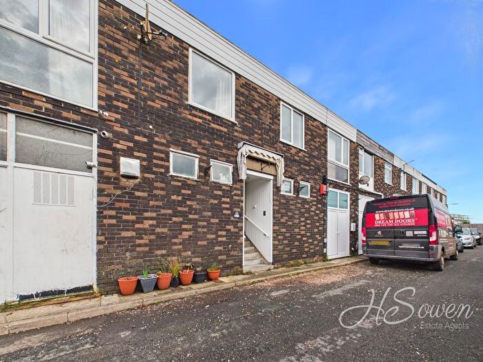 3 Bedroom Flat For Sale In Preston Down Road, Paignton, TQ3