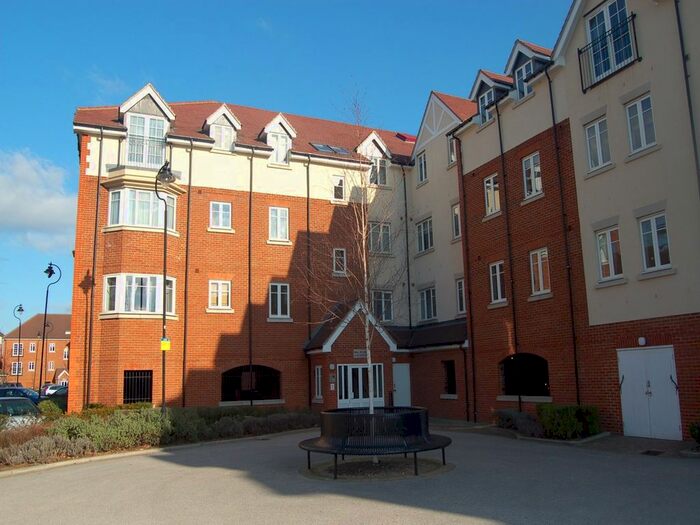 1 Bedroom Flat To Rent In William Ransom Way, Hitchin SG5