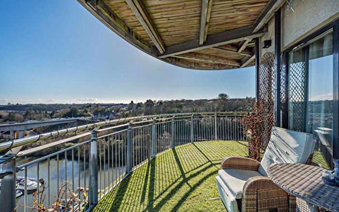 3 Bedroom Apartment To Rent In Roma House, Victoria Wharf, Cardiff Bay, CF11