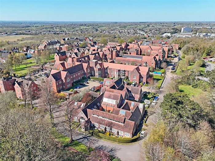 2 Bedroom Flat For Sale In The Galleries, Warley, Brentwood, Essex, CM14