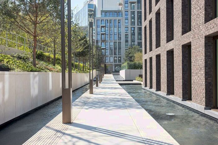 Studio To Rent In Gauging Square, London, E1W