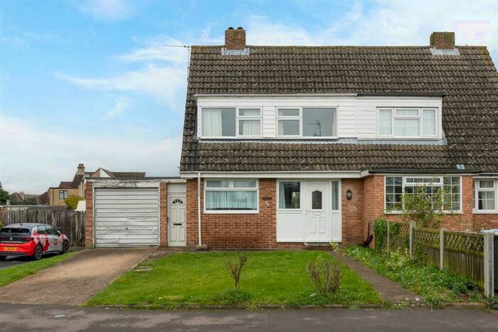 2 Bedroom Semi-Detached House To Rent In Chase Close, Arlesey, SG15