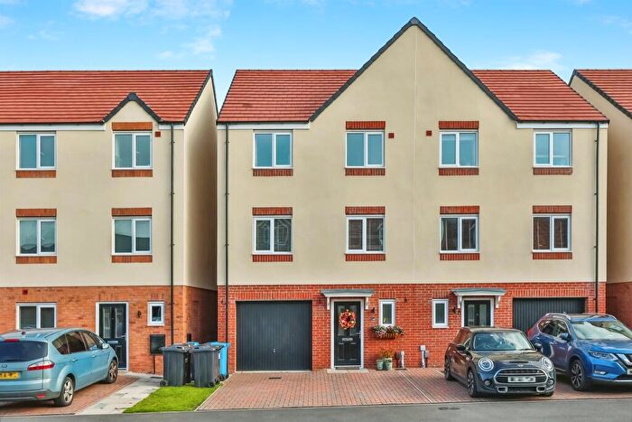 3 Bedroom Semi-Detached House For Sale In Slater Way, Ilkeston, DE7