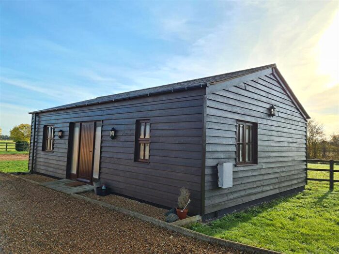 2 Bedroom Property To Rent In Hollies Farm Cottages, Somersham, PE28