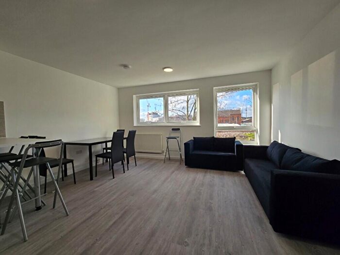 5 Bedroom Maisonette To Rent In Sharratt Street, London, SE15