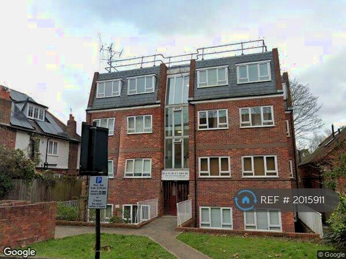 2 Bedroom Flat To Rent In Bletchley House, London, SE3