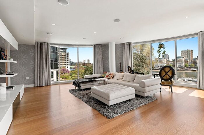 3 Bedroom Flat To Rent In Banyan House, Lensbury Avenue, SW6