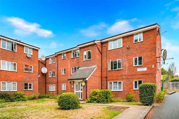 1 Bedroom Flat For Sale In Yunus Khan Close, Walthamstow, London, E17
