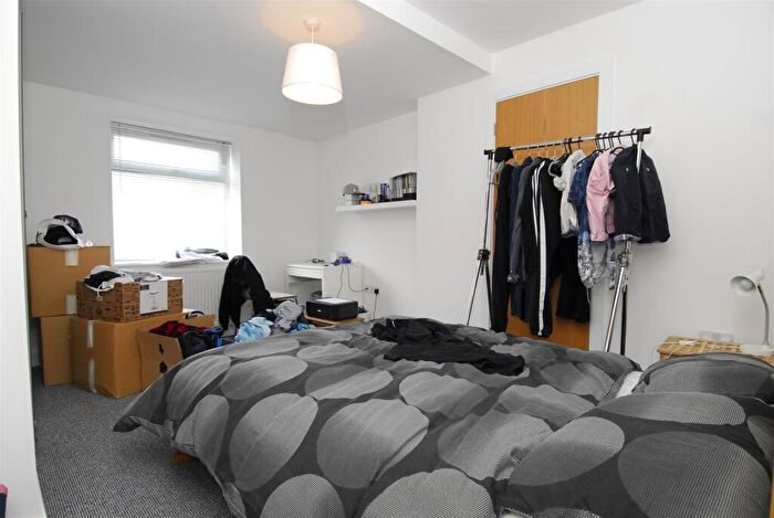 1 Bedroom Apartment To Rent In Quaker Lane, Flat, Plymouth, PL3