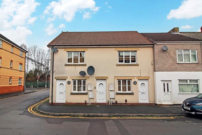 1 Bedroom Flat To Rent In Gooch Street, Swindon, SN1