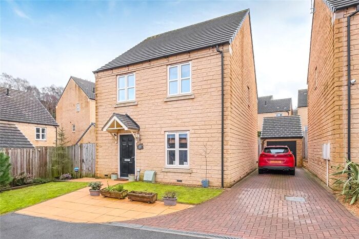 4 Bedroom Detached House For Sale In Black Rock Court, Linthwaite, Huddersfield, HD7