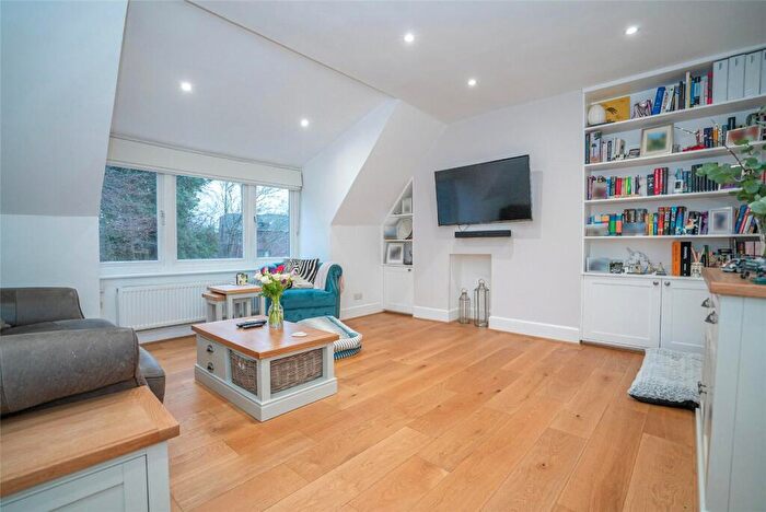2 Bedroom Apartment For Sale In Ailanthus House, Wood Lane, Highgate, N6