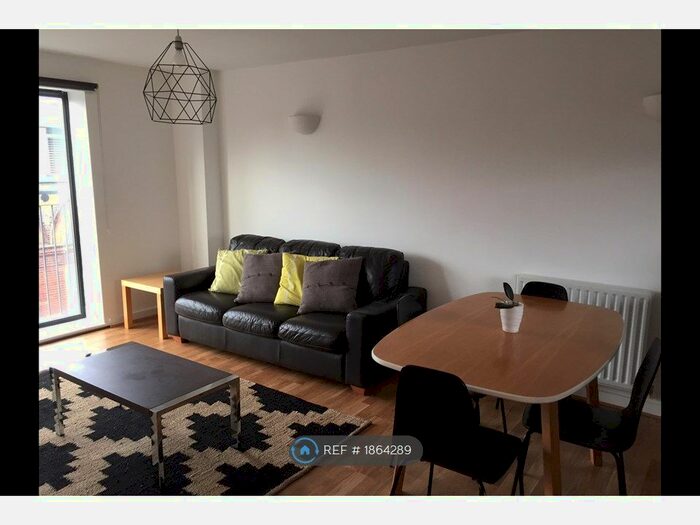 2 Bedroom Flat To Rent In Brooksby's Walk, London, E9